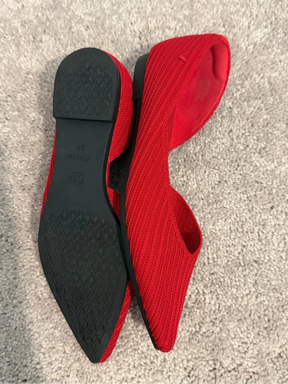 Vivaia Melia Red Pointed Knit Flats - Slip-On Comfort Size 37